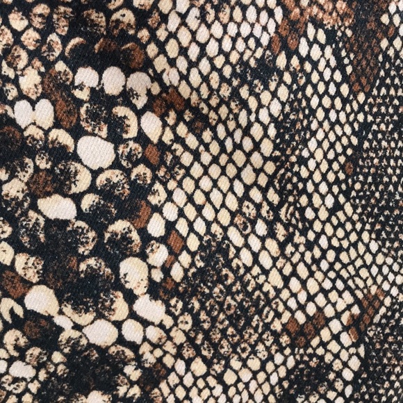 NWT Free People Two Faced Snakeskin Jegging - Picture 13 of 16